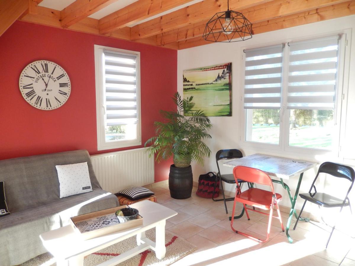 Studio Appart' Les Jards Bressuire Exterior photo